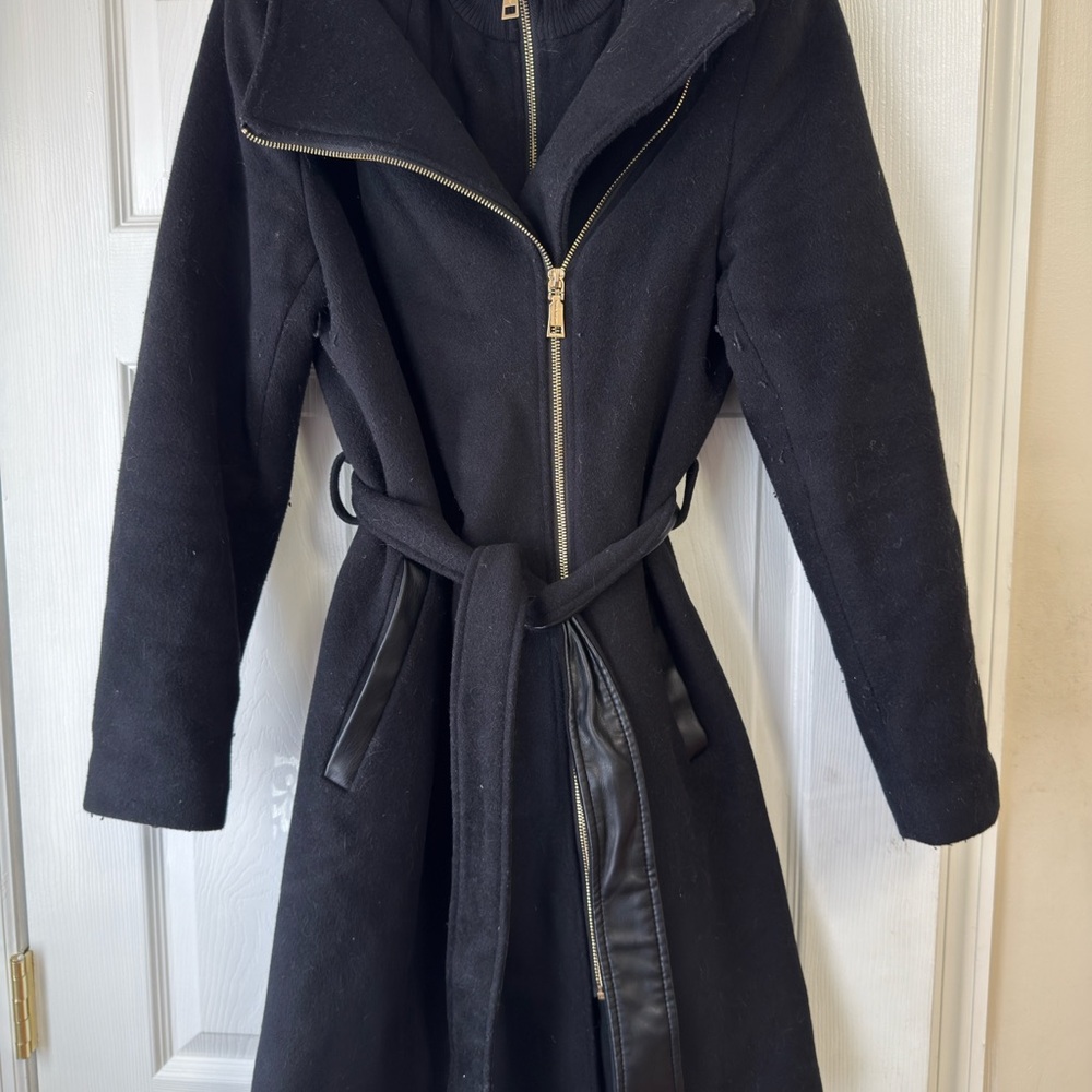 Vince Camuto Black Trench Coat with Belt and Double Zip